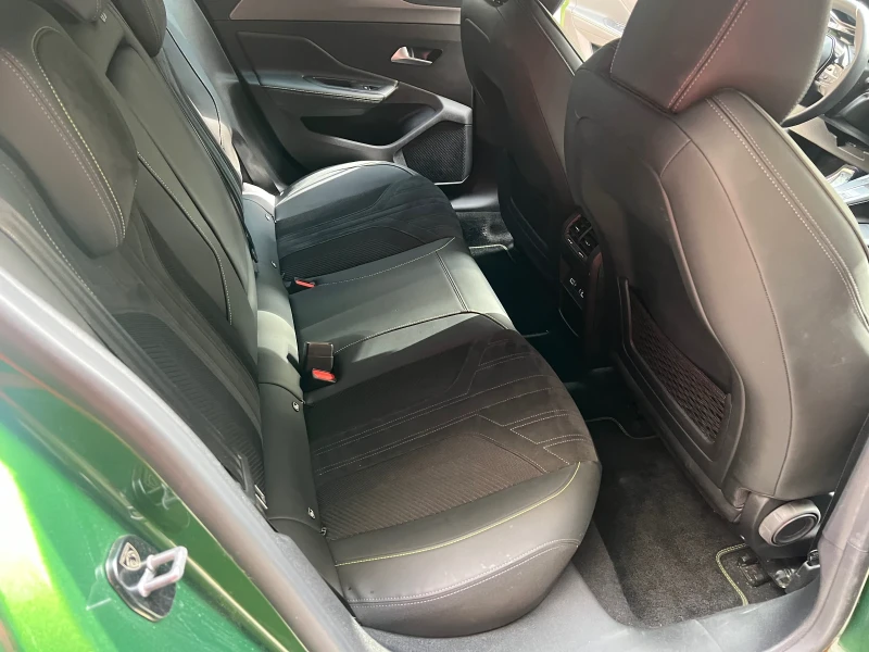 Peugeot 308 GT КАТО НОВА ПАНОРАМА ДИСТРОНИК, снимка 11 - Автомобили и джипове - 52579884