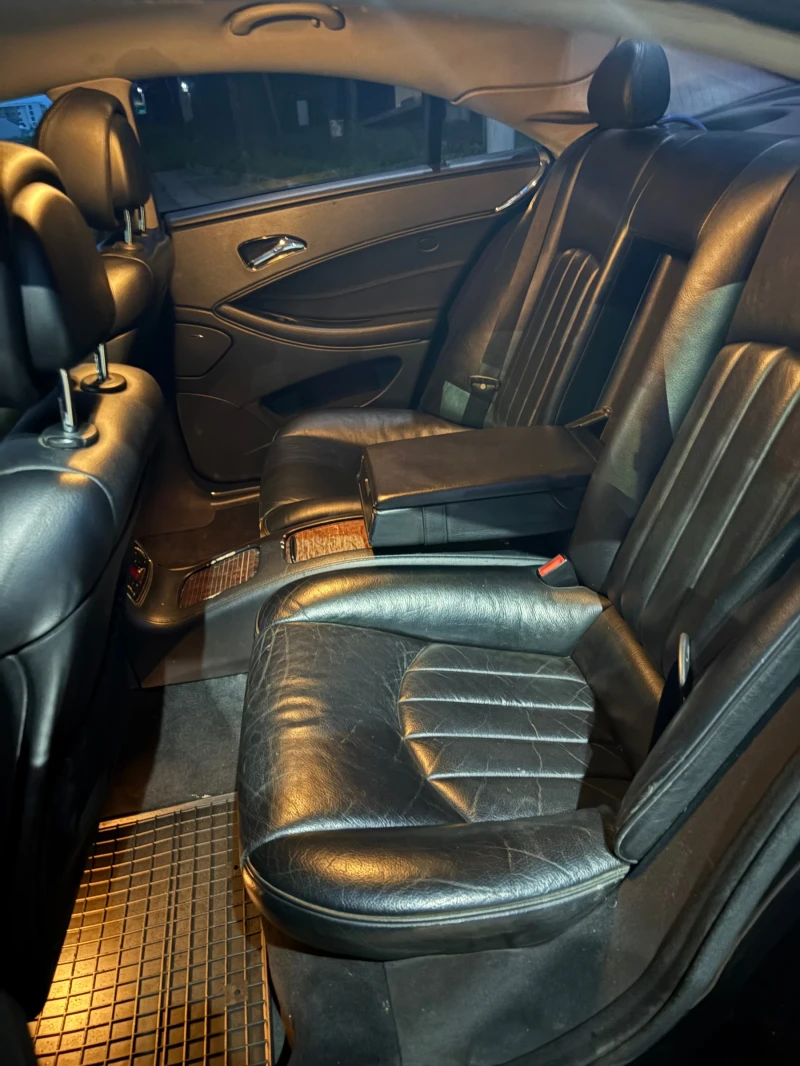 Mercedes-Benz CLS 320 Cdi, снимка 10 - Автомобили и джипове - 52554473