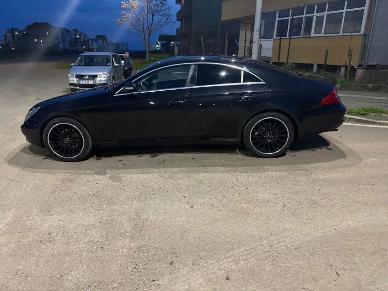 Mercedes-Benz CLS 320 Cdi, снимка 3 - Автомобили и джипове - 52554473
