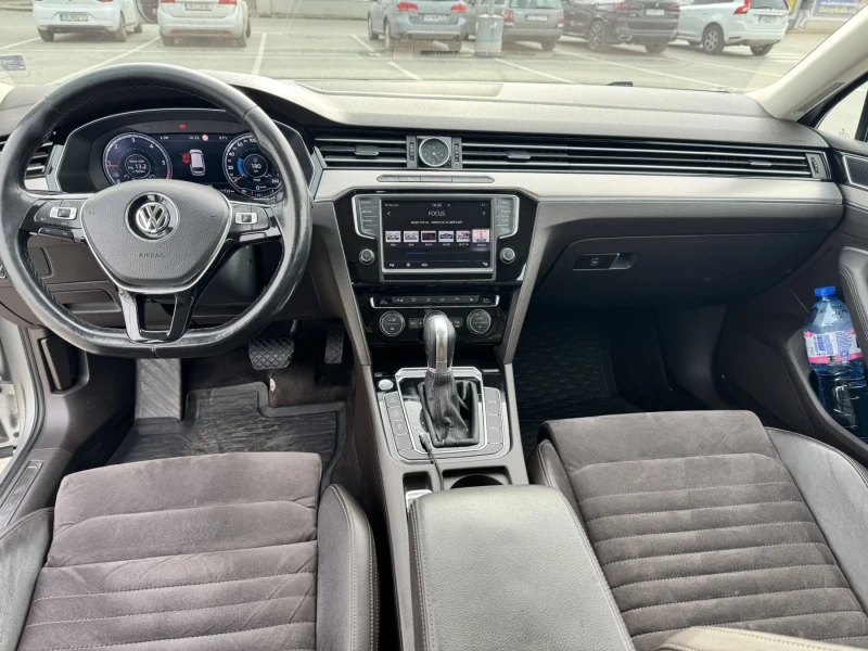VW Passat 240 TDI Highline, снимка 7 - Автомобили и джипове - 52641606