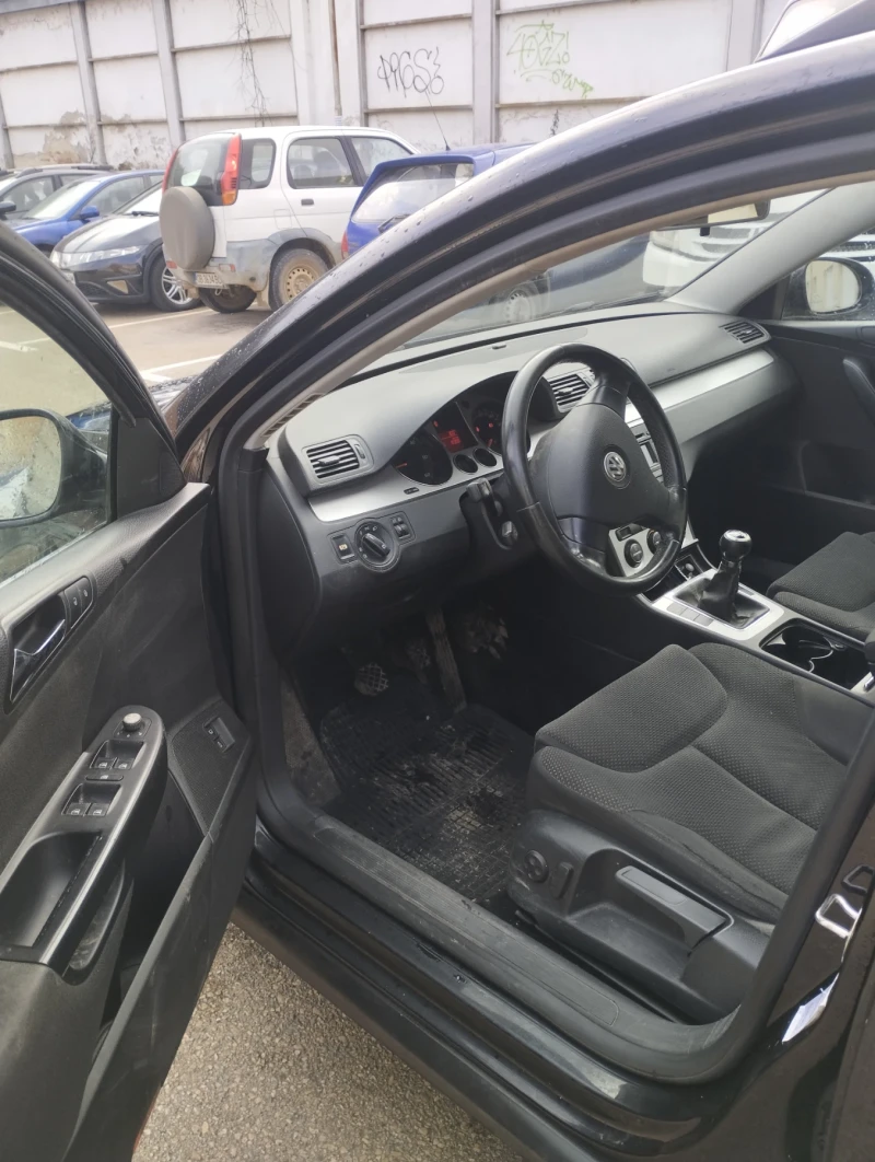 VW Passat 4/4, снимка 3 - Автомобили и джипове - 52752358