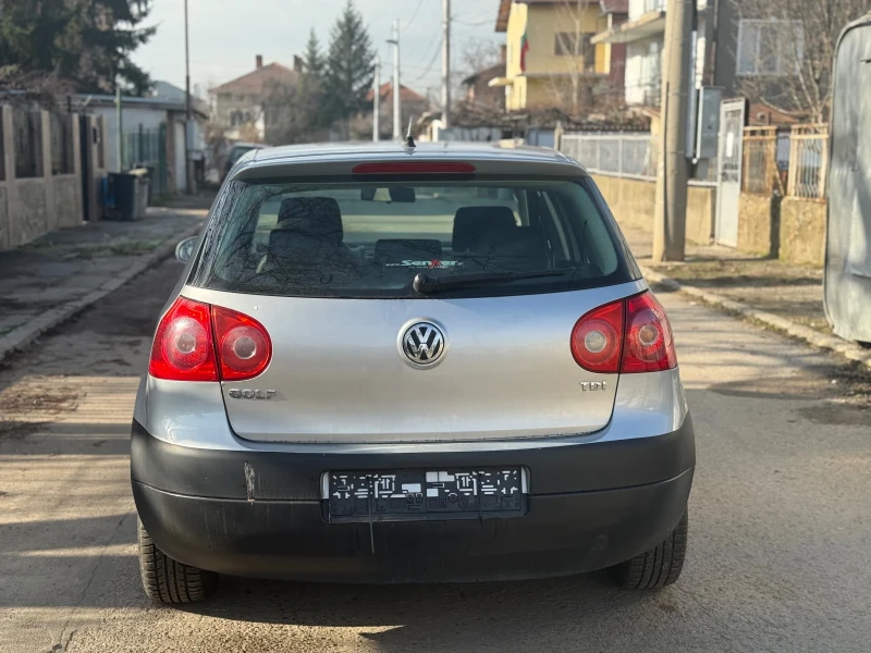 VW Golf 1.9, снимка 4 - Автомобили и джипове - 52824756