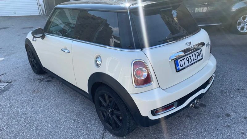 Mini Cooper s 2.0SD, снимка 5 - Автомобили и джипове - 36148550