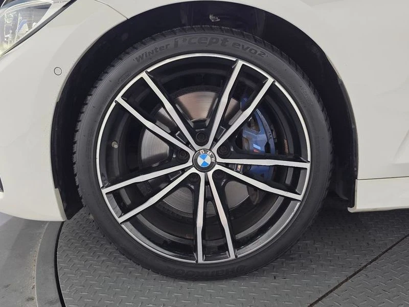 BMW 330 330i M Sport| 255к.с.| ВКЛ.ТЕХНОТЕСТ, снимка 5 - Автомобили и джипове - 55642262