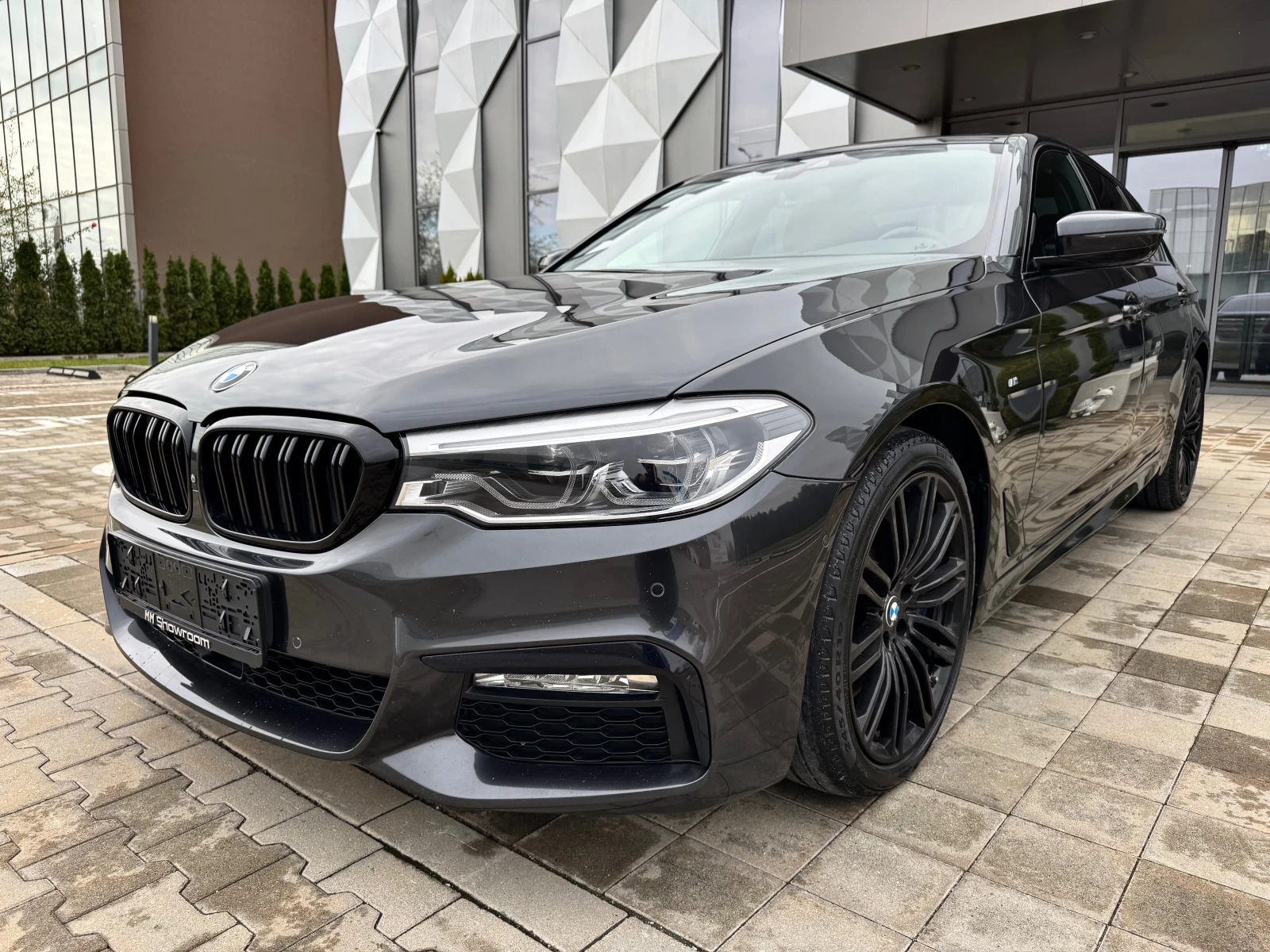 BMW 540 M-PACK-XDRIVE-360-КАМ-DISTRONIC-DIGITAL-ПАМЕТ-ЛЮК-, снимка 1