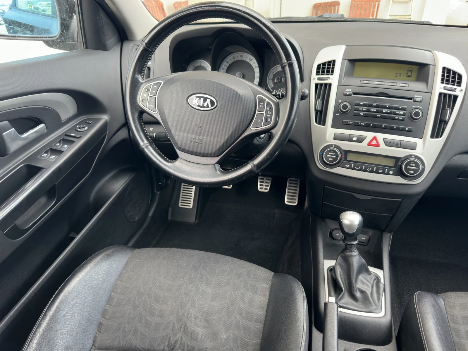 Kia Ceed 1.6 CRDi Sport - изображение 8