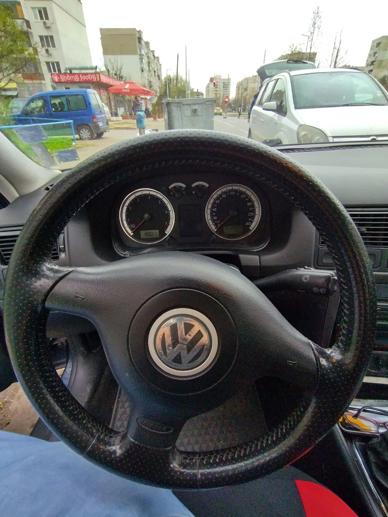 VW Golf  - изображение 6