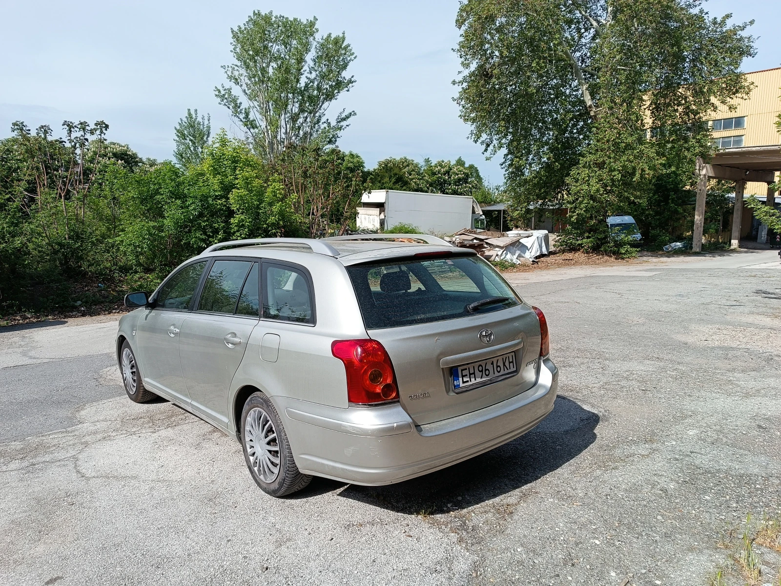 Toyota Avensis  - изображение 2