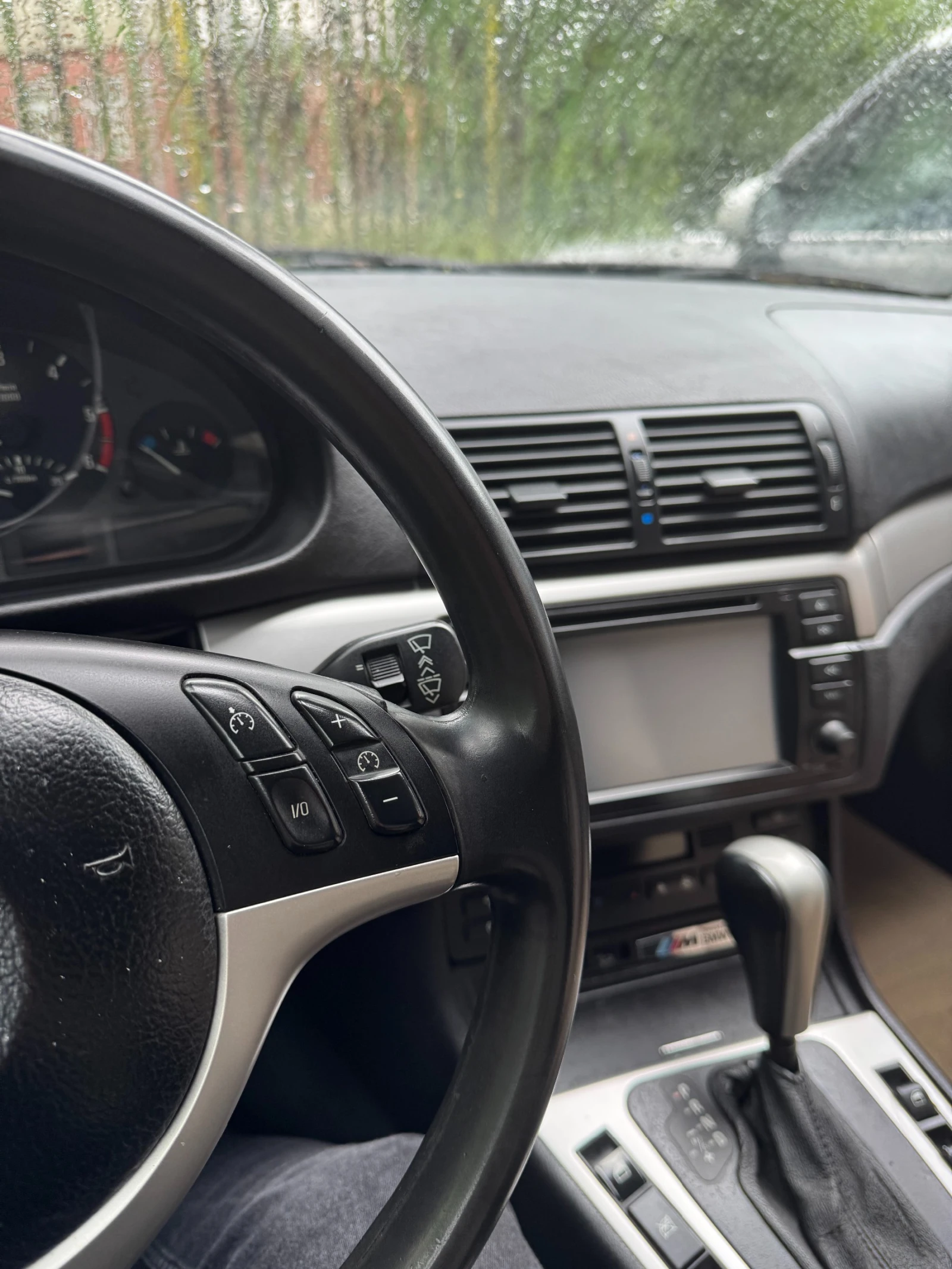 BMW 330  - изображение 6