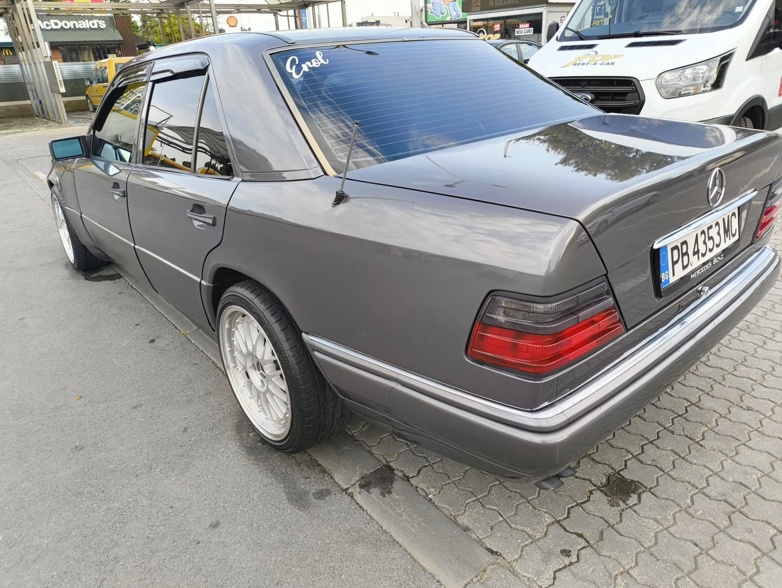Mercedes-Benz 124  - изображение 5