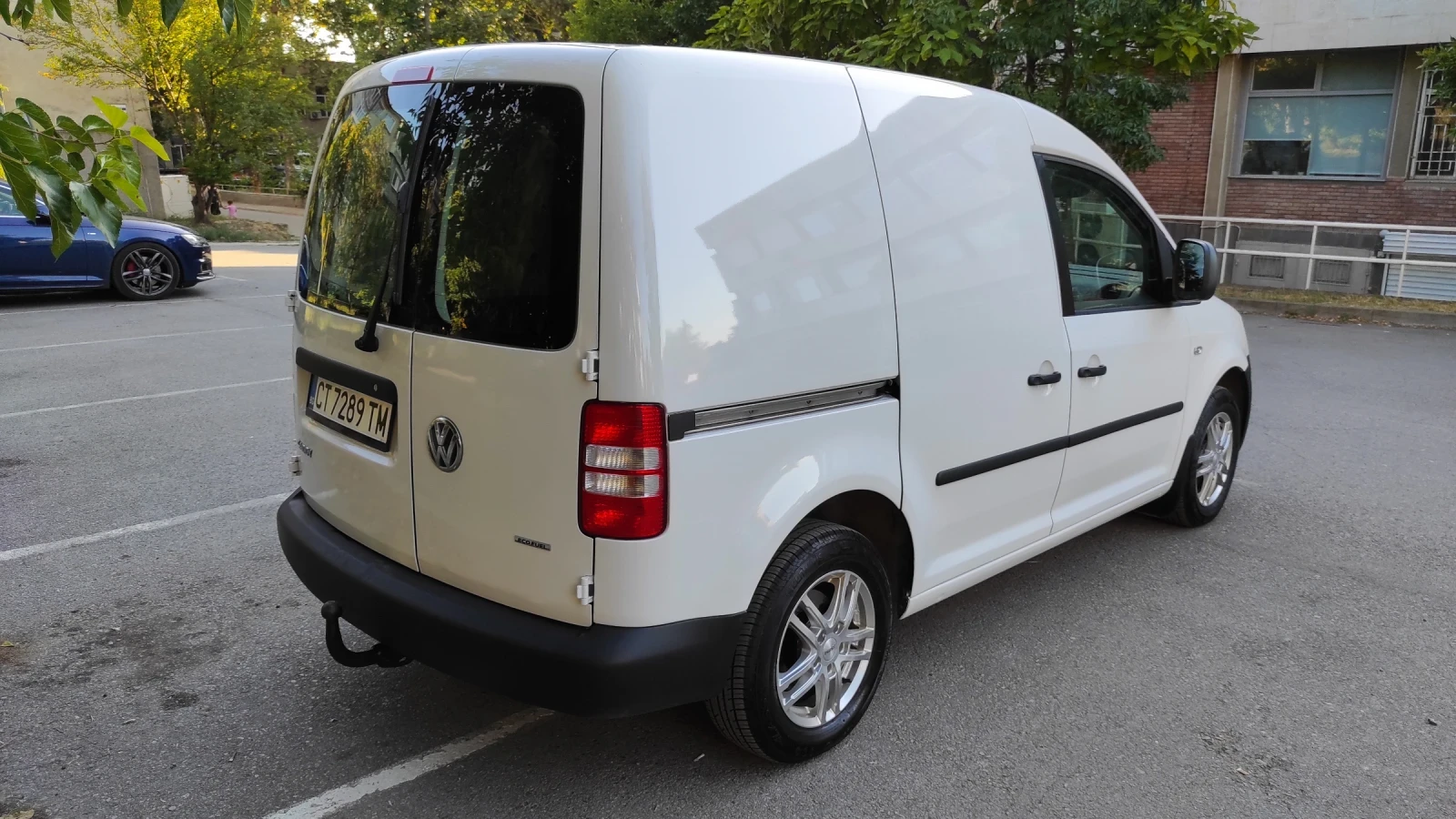 VW Caddy Ecofuel - изображение 4