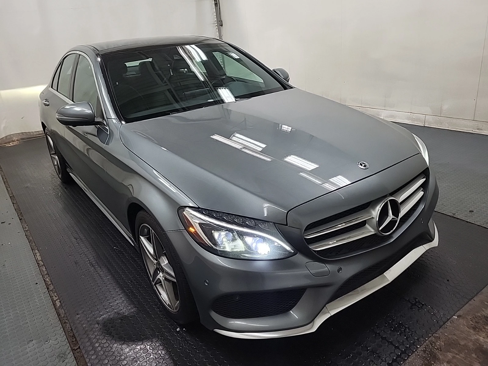 Mercedes-Benz C 300 * CARFAX* АВТОФИНАНСИРАНЕ* Цена до България*  - изображение 2