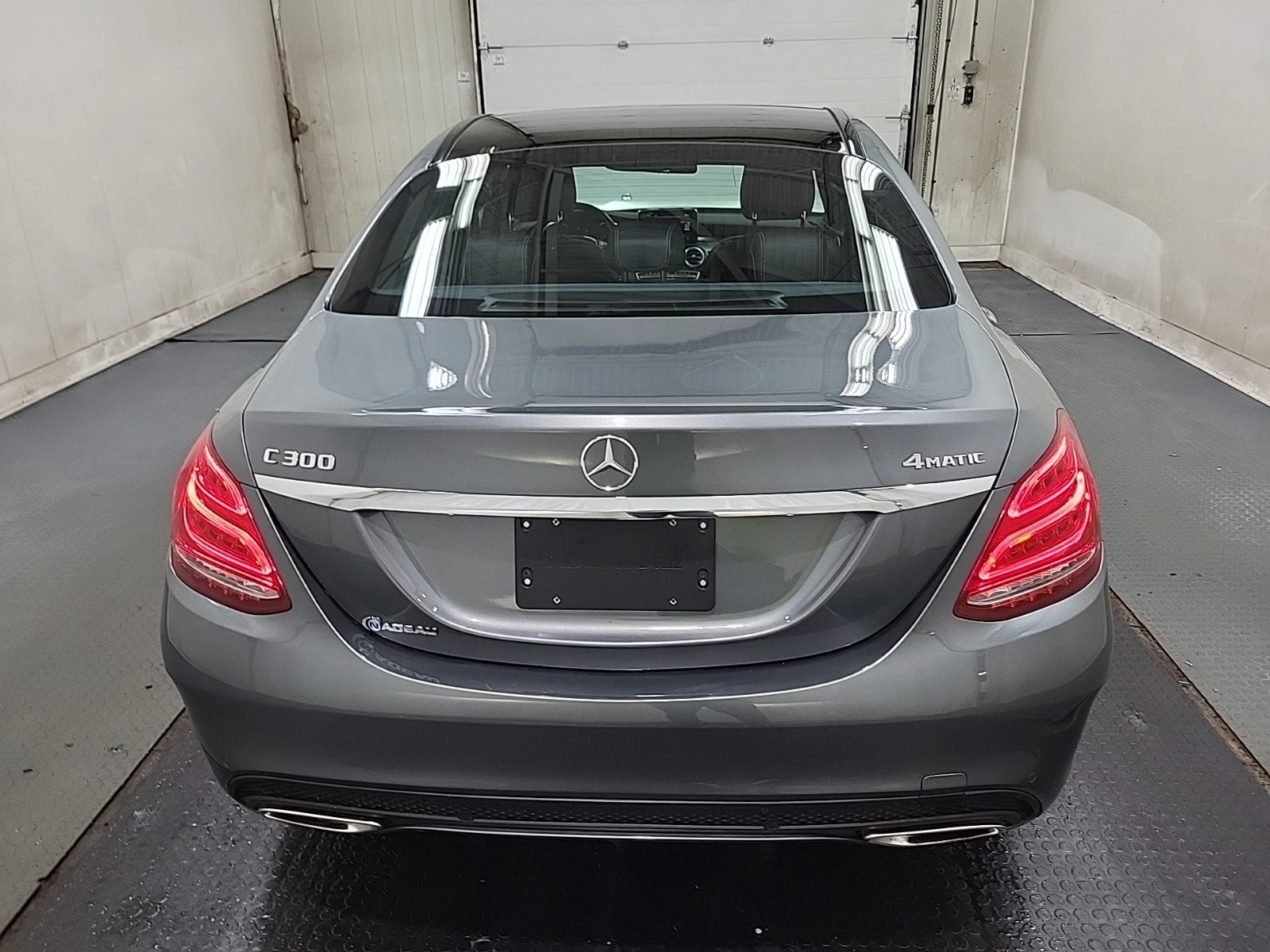 Mercedes-Benz C 300 * CARFAX* АВТОФИНАНСИРАНЕ* Цена до България*  - изображение 4