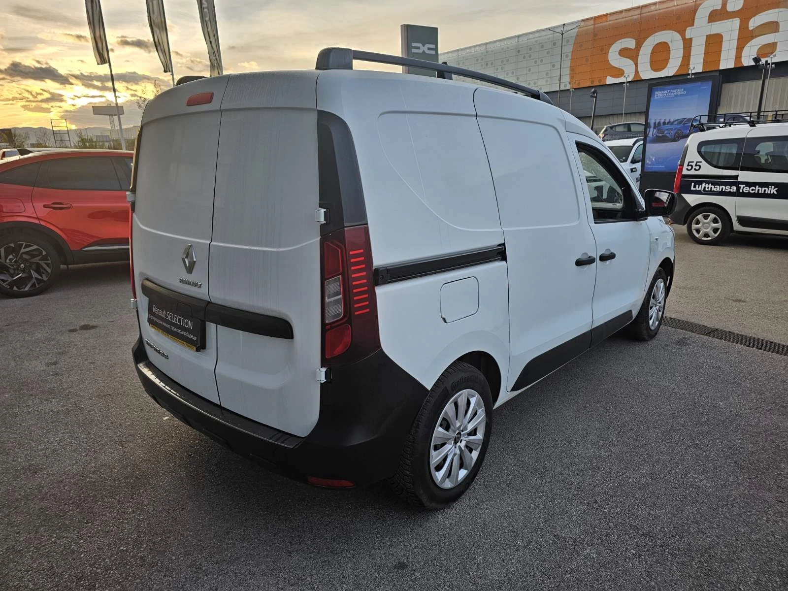 Dacia Dokker dCi 95 к.с. Дизел Stop & Start - изображение 5