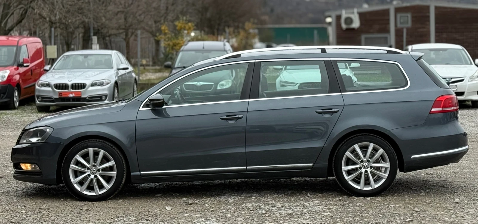 VW Passat 2.0TDi 140к.с * DSG* * Навигация*  - изображение 7