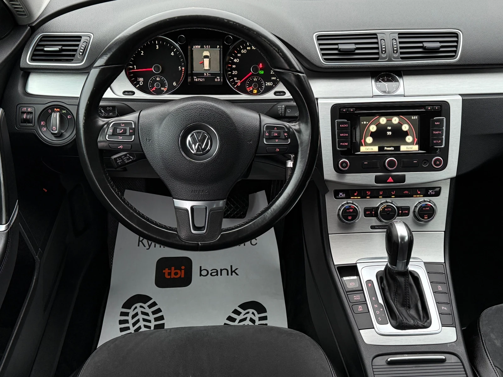 VW Passat 2.0TDi 140к.с * DSG* * Навигация*  - изображение 10