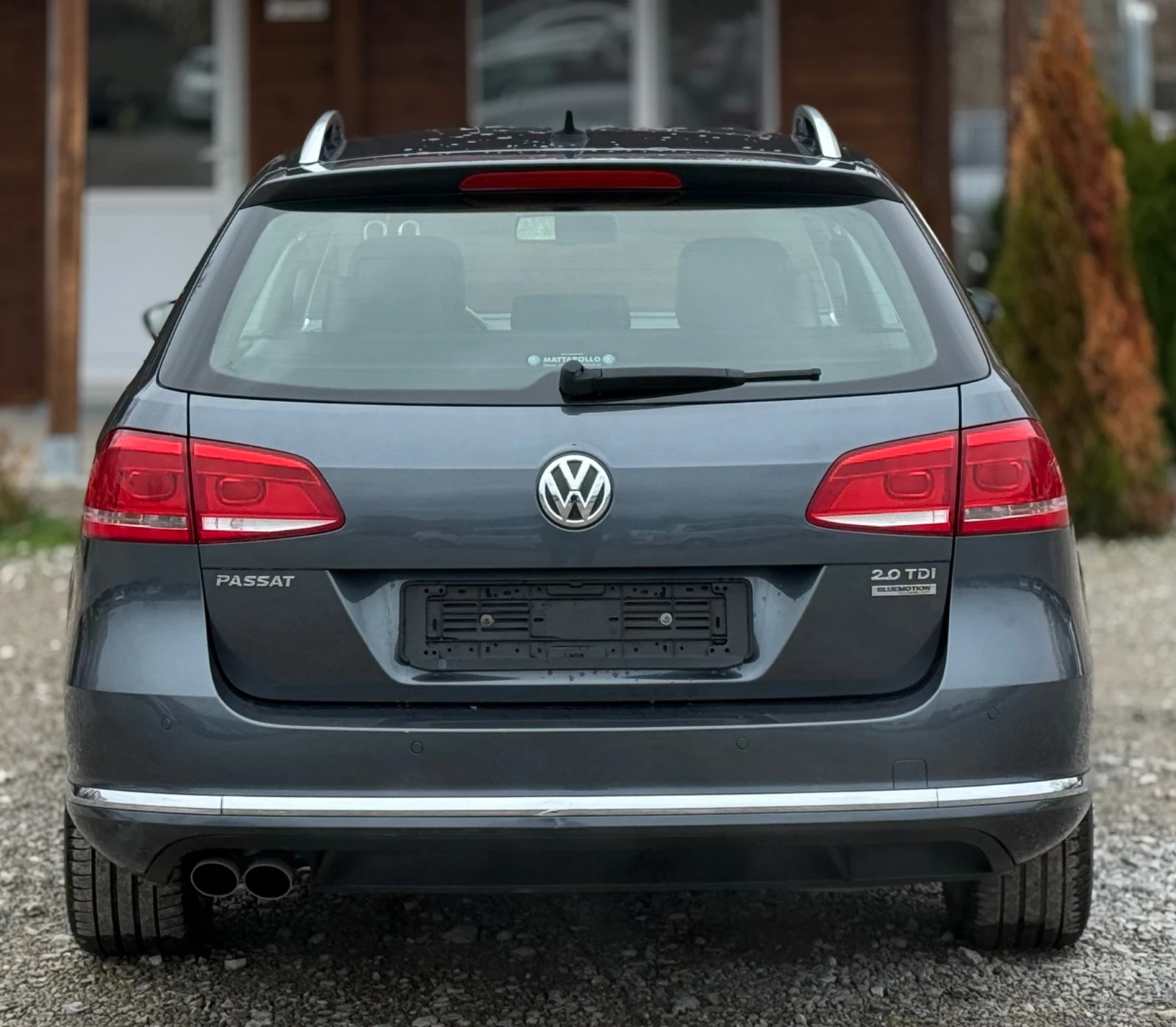 VW Passat 2.0TDi 140к.с * DSG* * Навигация*  - изображение 5