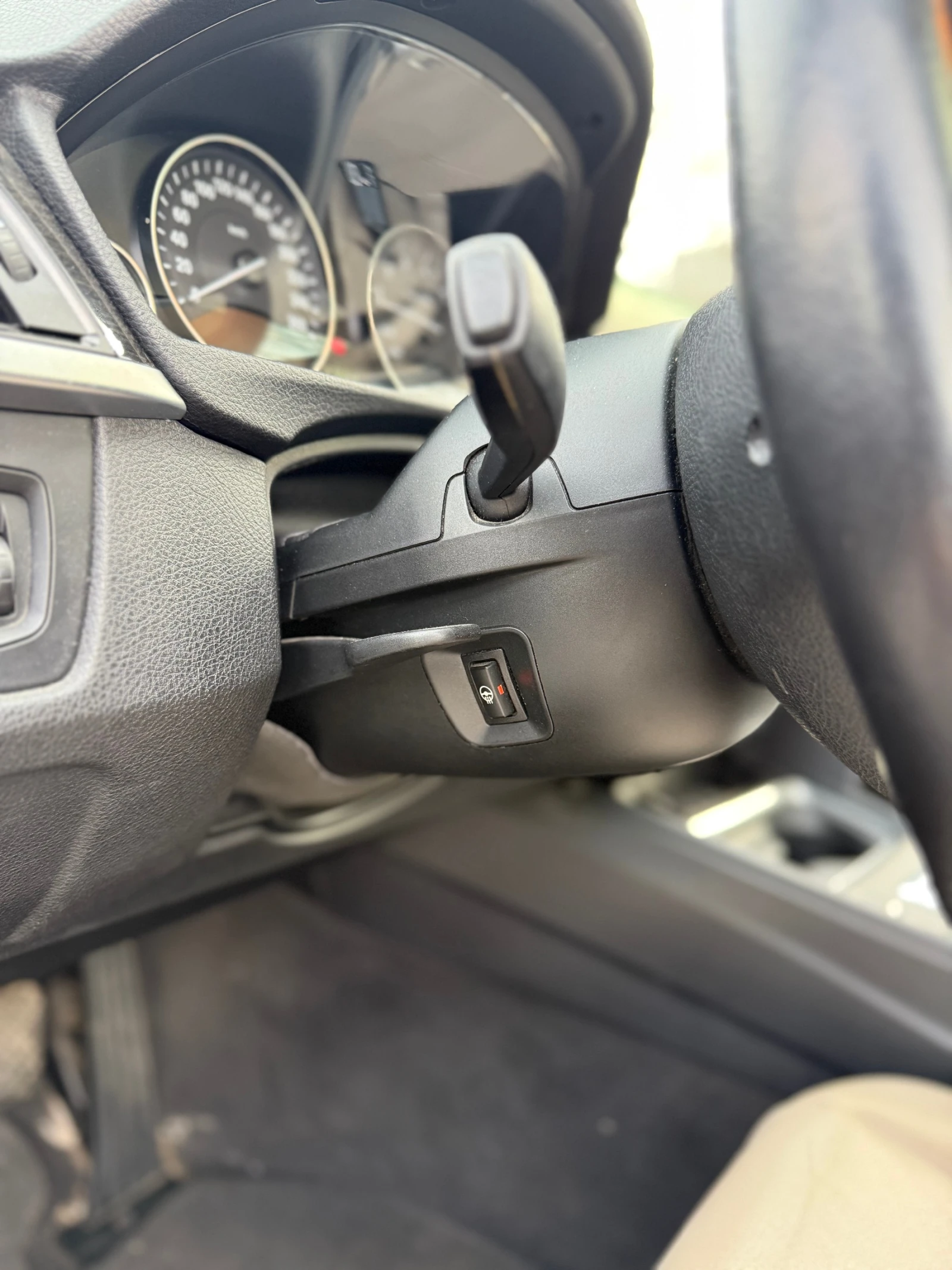 BMW 320 xdrive, снимка 13 - Автомобили и джипове - 53812063