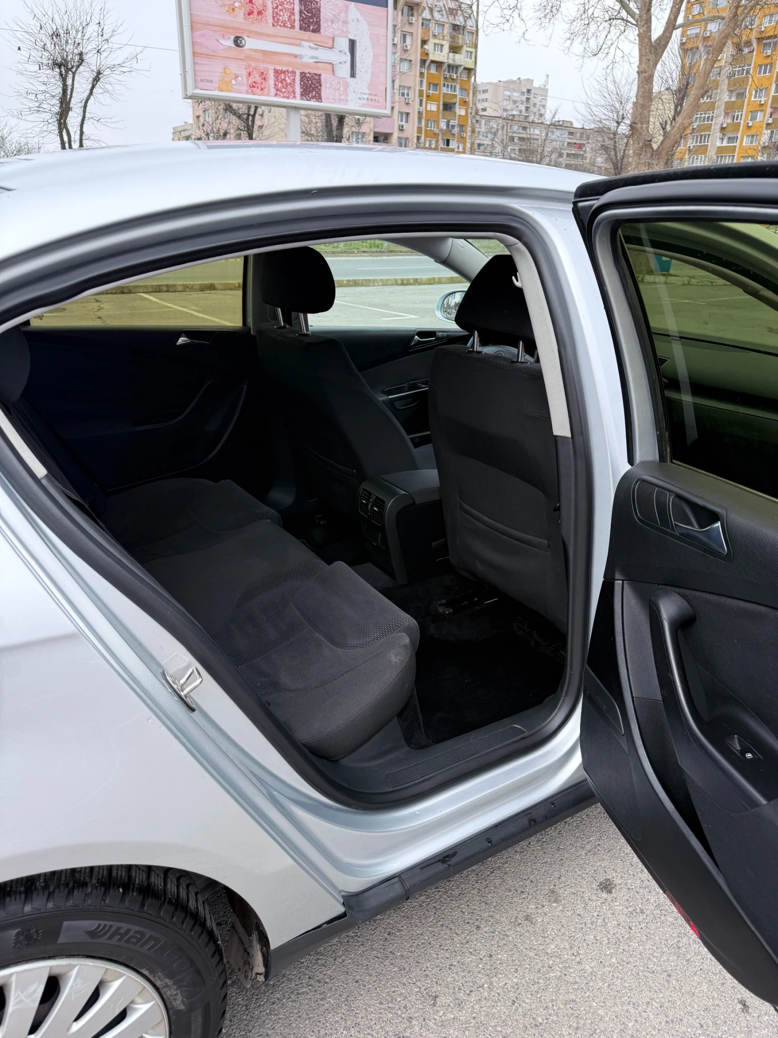 VW Passat 2.0 TDI, снимка 8 - Автомобили и джипове - 53932211