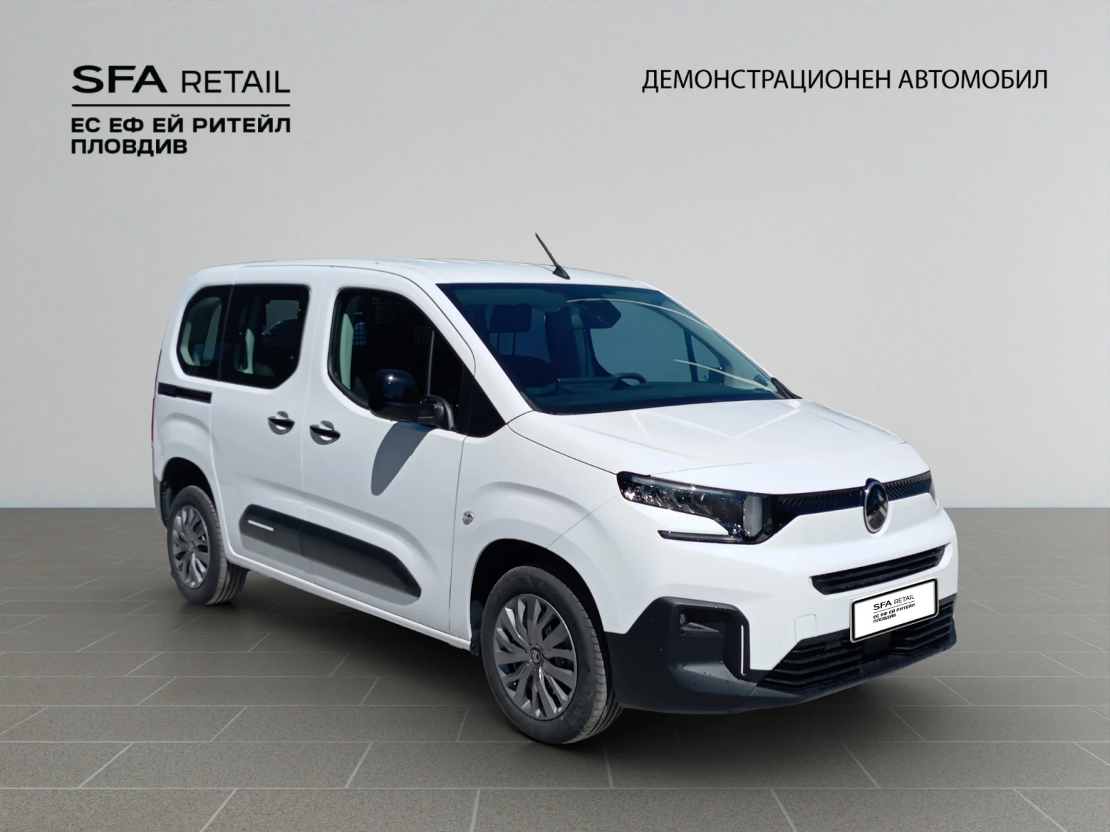 Citroen Berlingo MCA MPV M PLUS 1.5 Diesel 100hp Manual N1, снимка 3 - Автомобили и джипове - 54112964