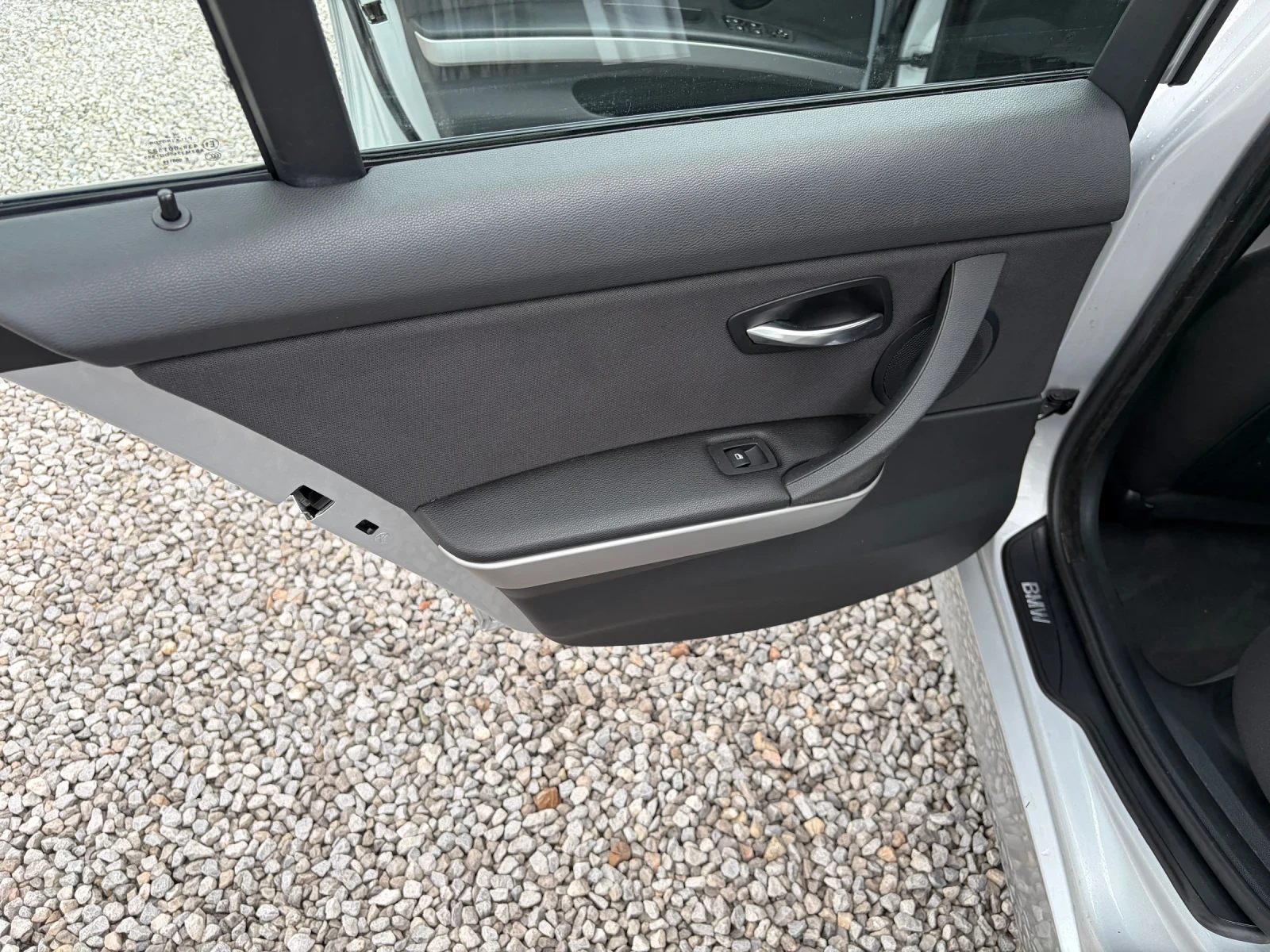 BMW 320 2.0D, 157000km.!!!, снимка 14 - Автомобили и джипове - 54233995