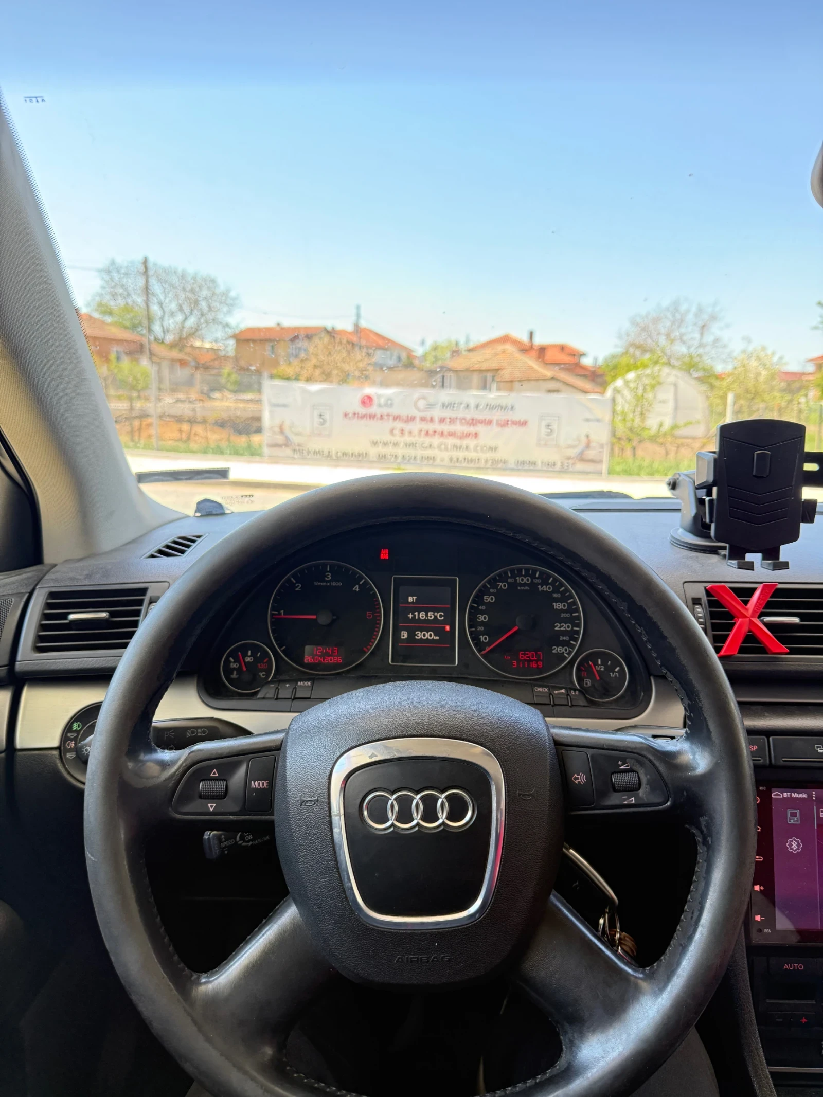Audi A4 2.0 TDI, снимка 9 - Автомобили и джипове - 54319354