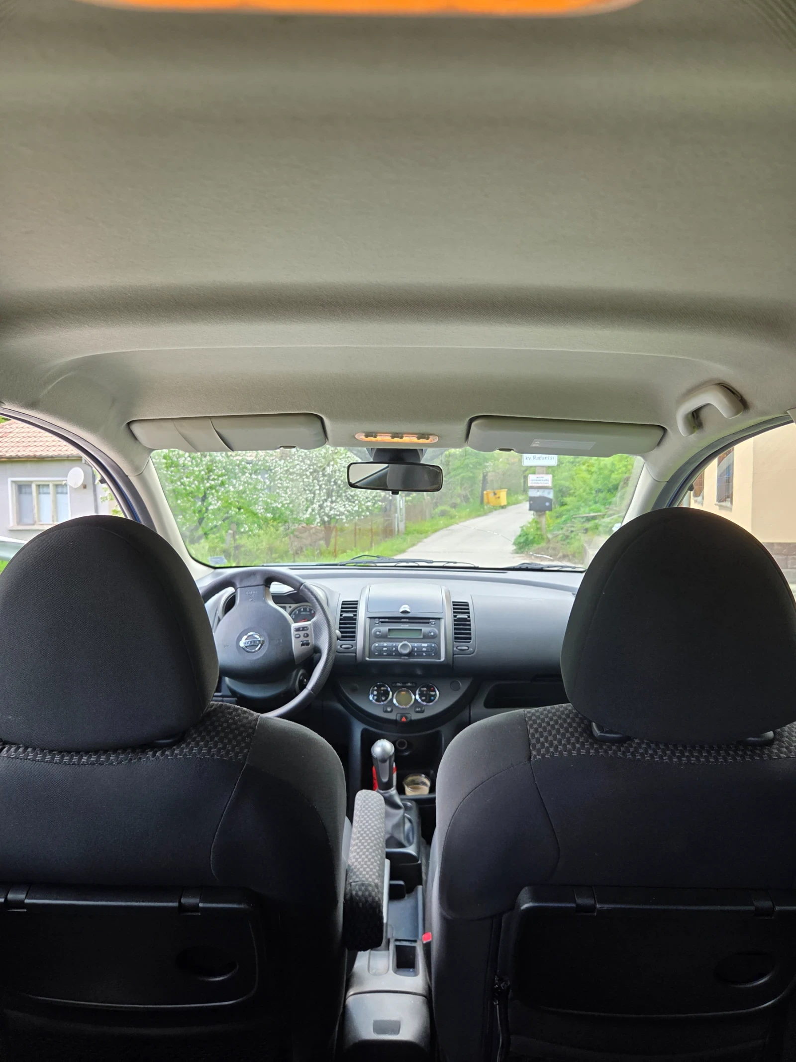 Nissan Note 1.4, снимка 8 - Автомобили и джипове - 54493131