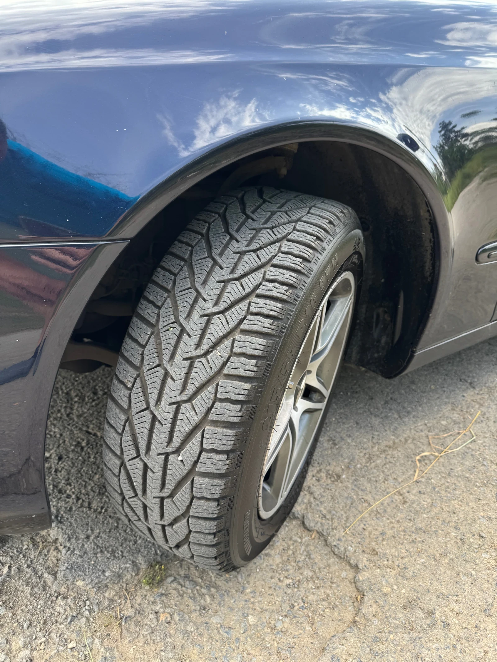 Mercedes-Benz E 220, снимка 16 - Автомобили и джипове - 54669092