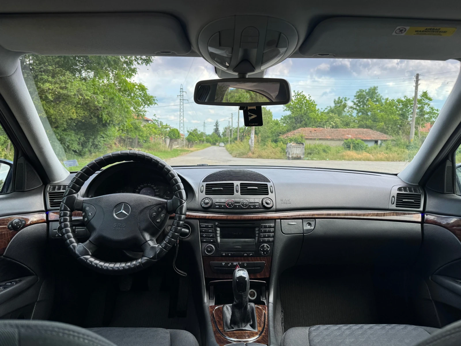 Mercedes-Benz E 220, снимка 13 - Автомобили и джипове - 54669092