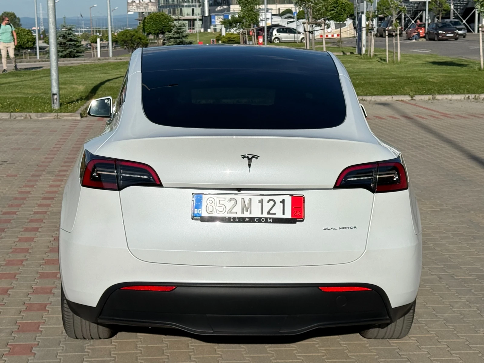Tesla Model Y Long Range, Dual motor, Гаранционен Европейски, снимка 4 - Автомобили и джипове - 54715227