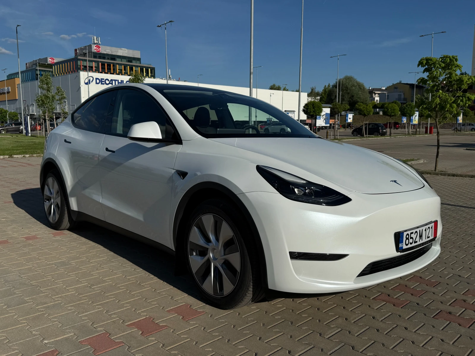 Tesla Model Y Long Range, Dual motor, Гаранционен Европейски, снимка 7 - Автомобили и джипове - 54715227