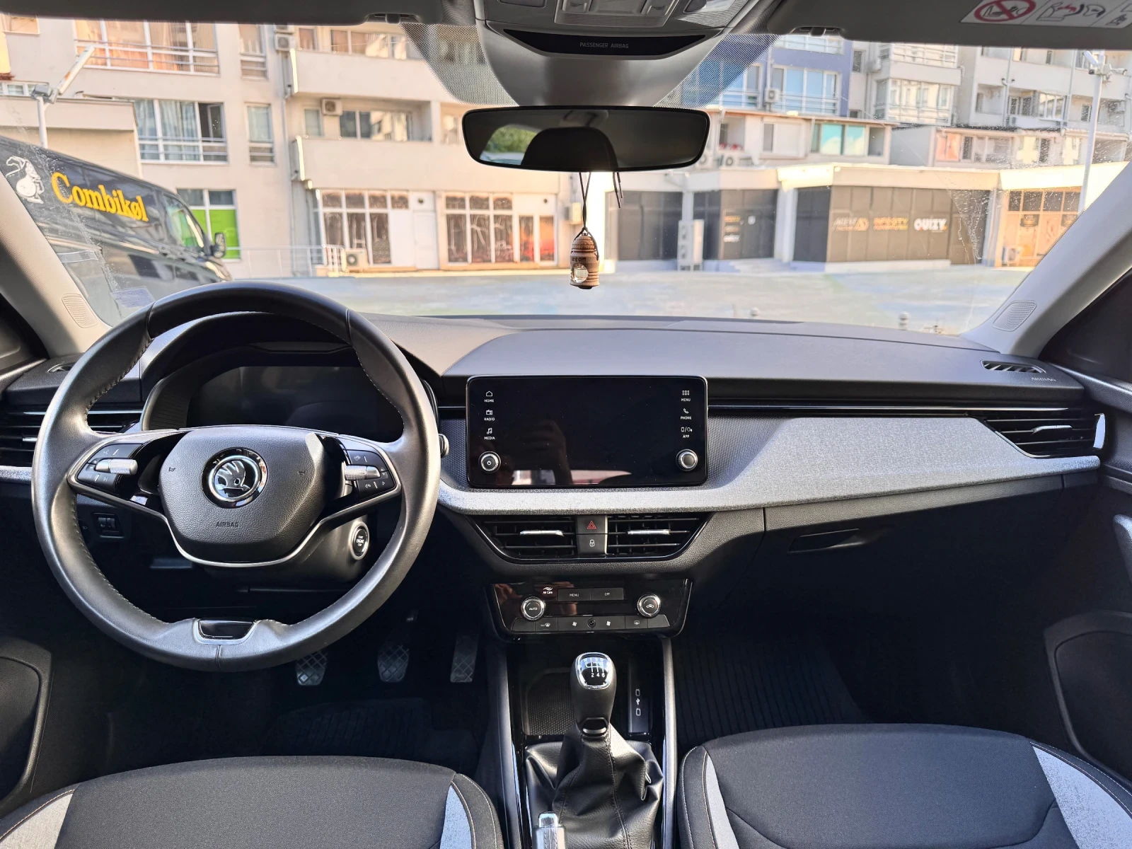 Skoda Scala 1.5 TSI | Гаранция, снимка 6 - Автомобили и джипове - 54934353