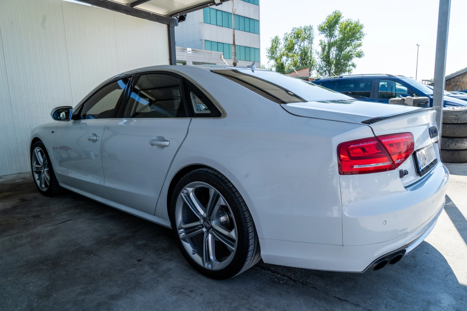 Audi S8 4.0TFSI = QUATTRO = FULLMAX = NIGHTVISION = ЛИЗИНГ, снимка 6 - Автомобили и джипове - 55620320