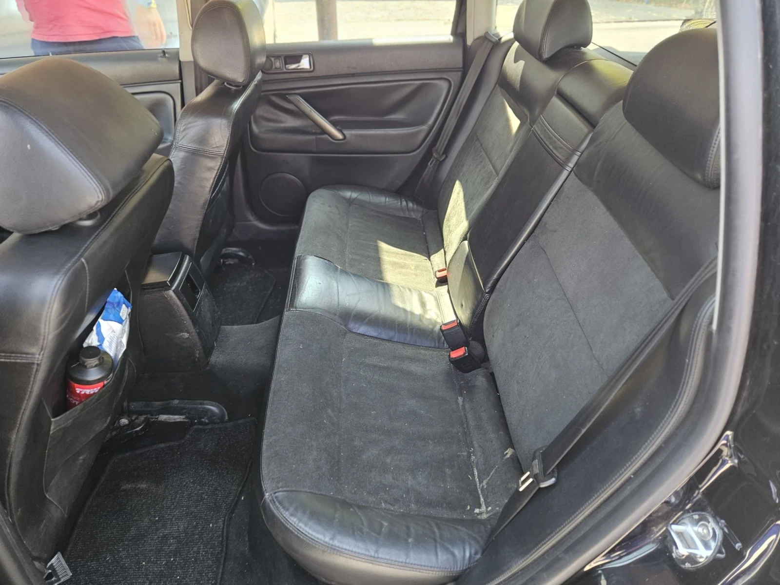 VW Passat 1.9TDI, снимка 11 - Автомобили и джипове - 55833150
