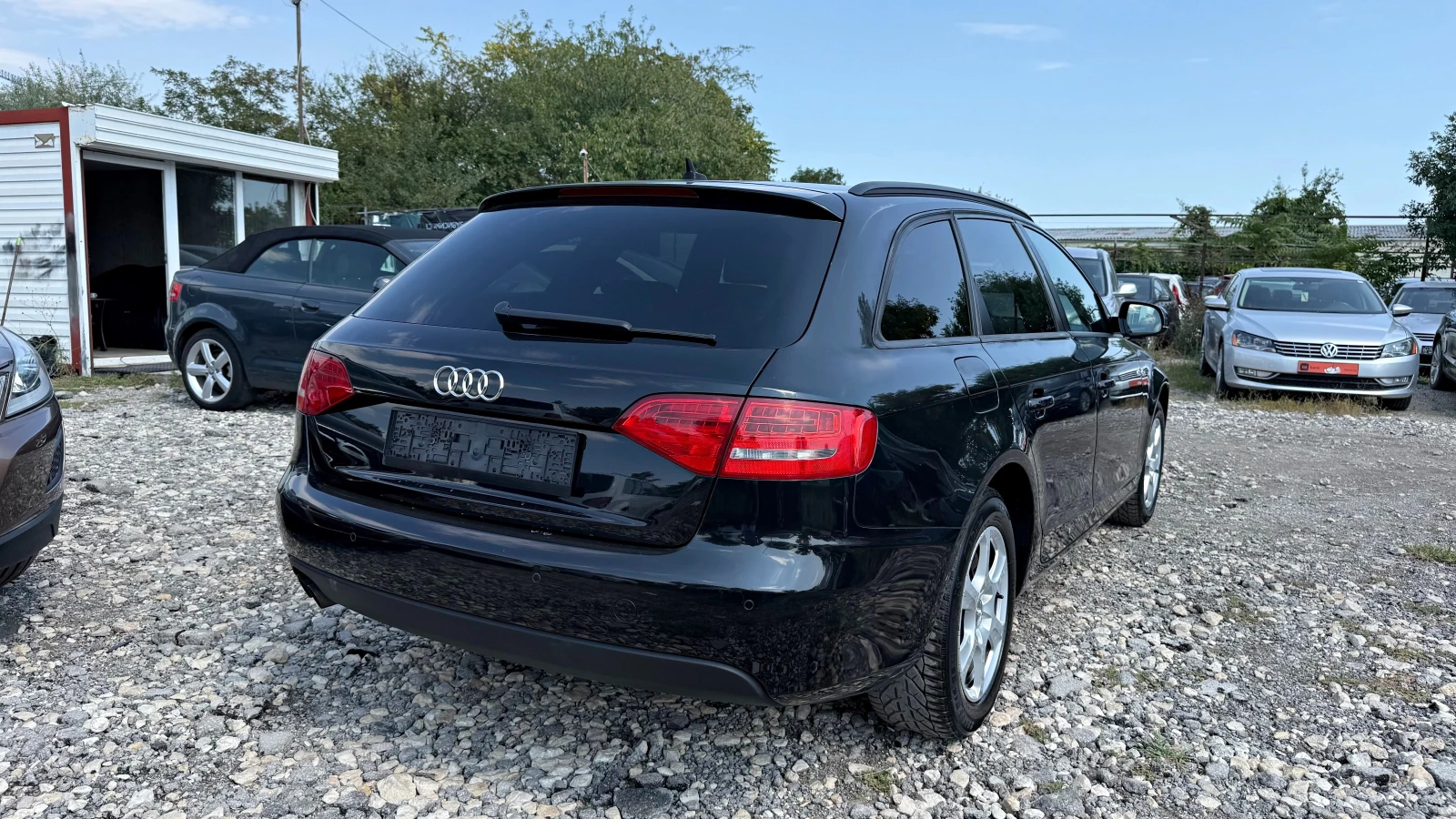 Audi A4 2.0TDI NAVI BIXENON, снимка 3 - Автомобили и джипове - 55930174