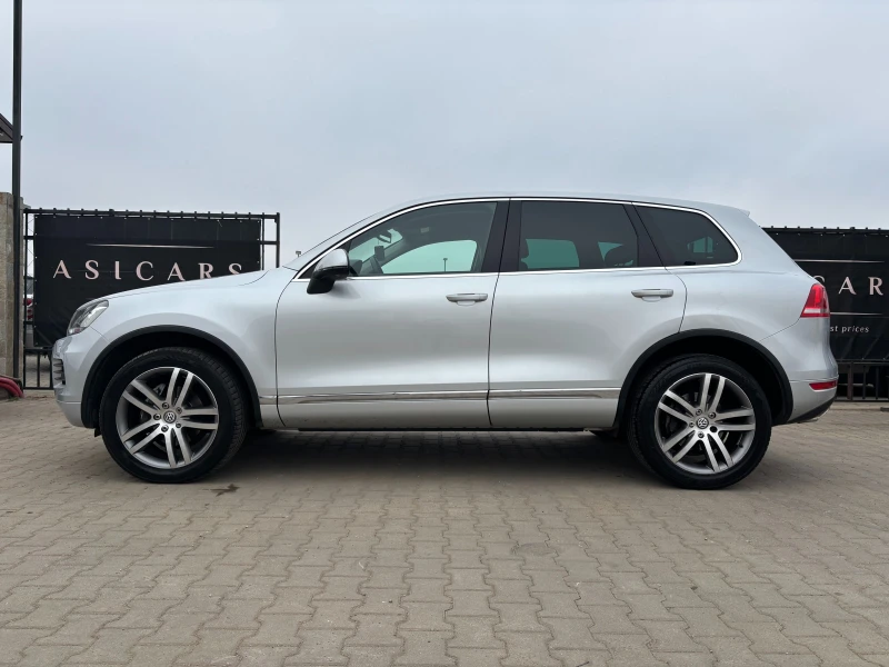 VW Touareg 3.0D 4MOTION EURO 5A, снимка 2 - Автомобили и джипове - 47784374