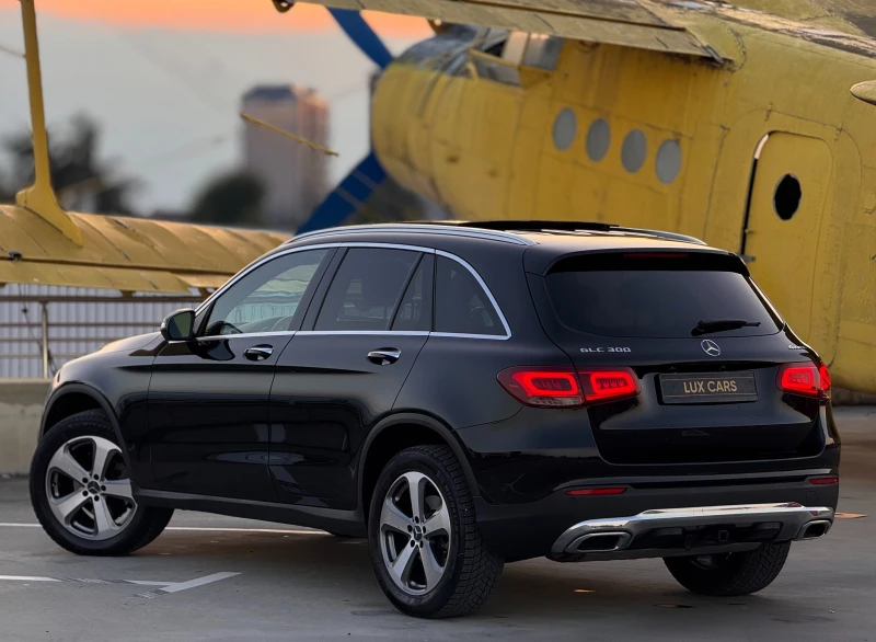 Mercedes-Benz GLC 300 - 4-matic - Facelift - 9G - Panorama - Keyles - , снимка 4 - Автомобили и джипове - 52081940