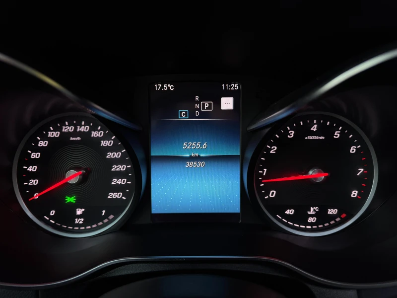 Mercedes-Benz GLC 300 - 4-matic - Facelift - 9G - Panorama - Keyles - , снимка 9 - Автомобили и джипове - 52081940