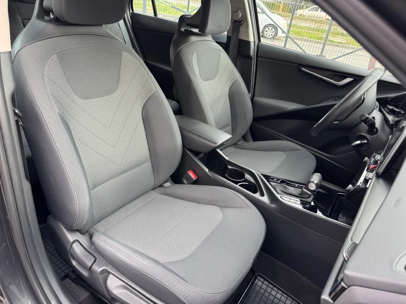 Kia Niro 1.6 HEV, снимка 6 - Автомобили и джипове - 52655962