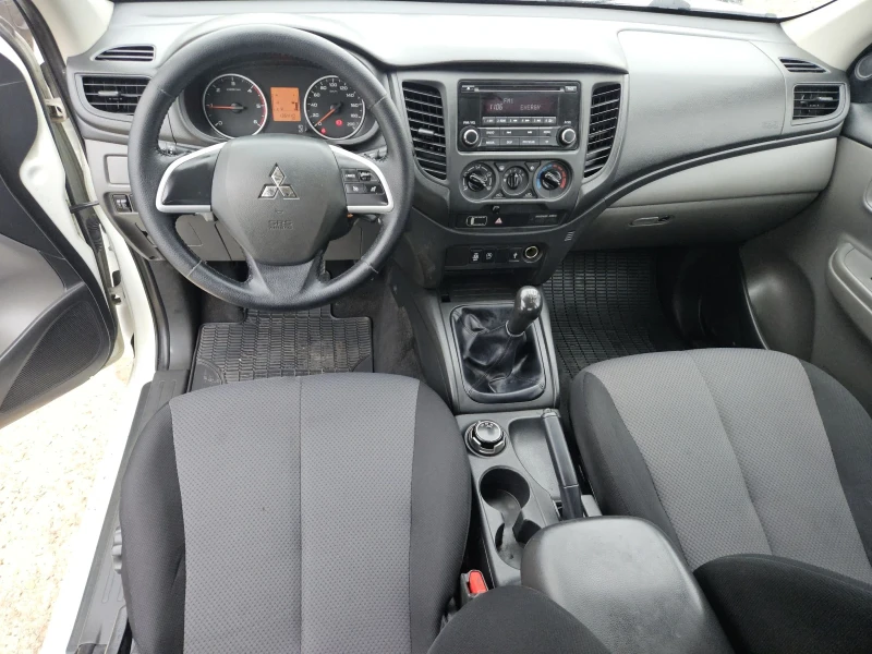 Mitsubishi L200 2.4did---136 000км, снимка 14 - Автомобили и джипове - 52816642