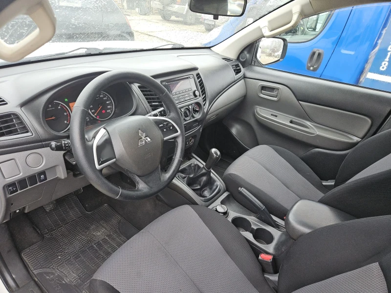 Mitsubishi L200 2.4did---136 000км, снимка 16 - Автомобили и джипове - 52816642