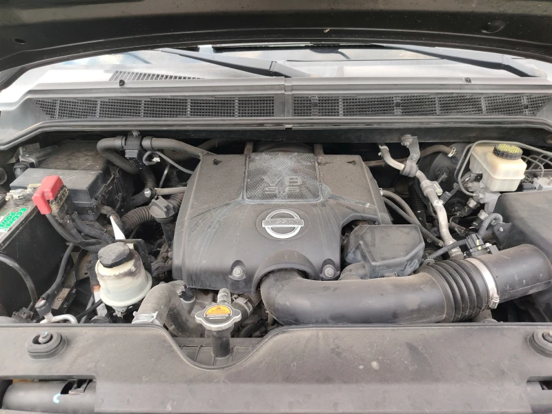 Nissan Titan king 5.6 SV, снимка 14 - Автомобили и джипове - 53261258