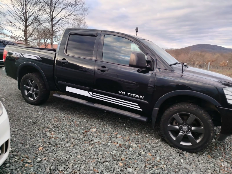 Nissan Titan king 5.6 SV