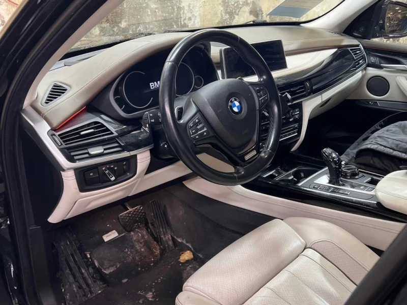 BMW X5 * xDrive35i * КОМПЛЕКТ ГУМИ * 360* ОБДУХВАНЕ, снимка 5 - Автомобили и джипове - 53298614