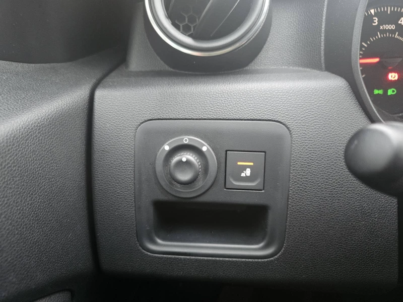 Dacia Duster 1.3 TCe 150 к.с. Бензин Stop & Start 4x4 N1G, снимка 10 - Автомобили и джипове - 53440116