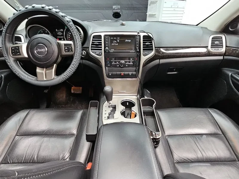 Jeep Grand cherokee 3.0D - изображение 7