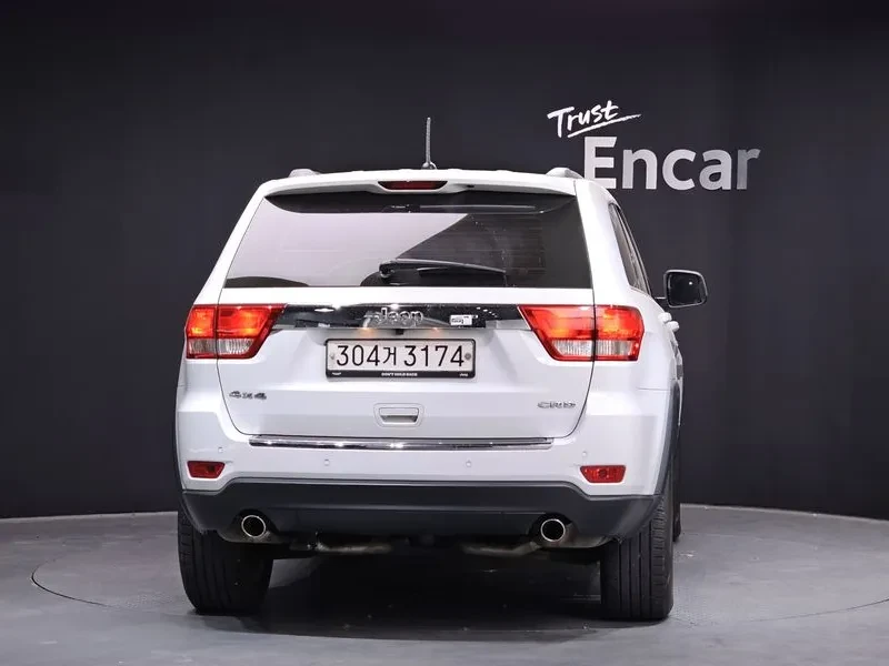 Jeep Grand cherokee 3.0D - изображение 4