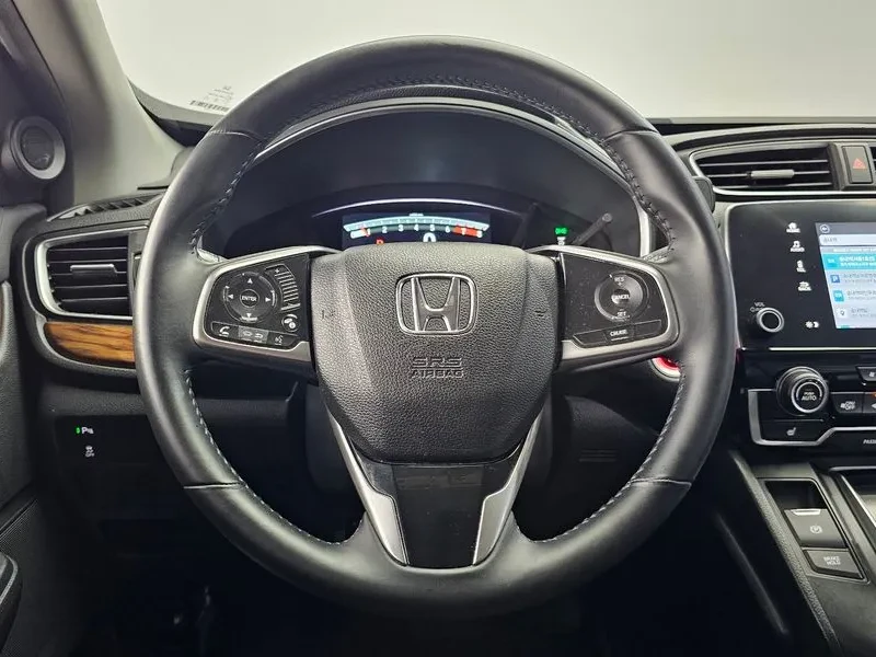 Honda Cr-v Executive-L 1.5 Бензин 4х4, снимка 4 - Автомобили и джипове - 55475583