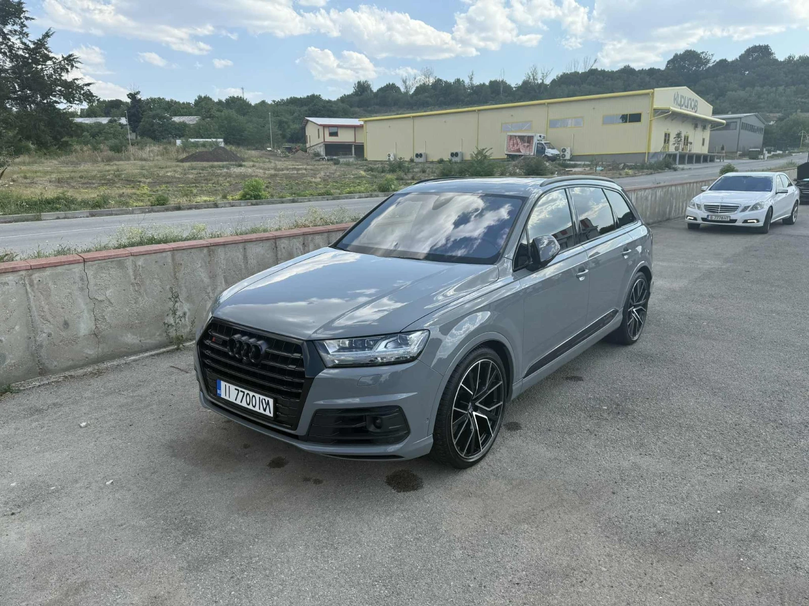 Audi SQ7  - изображение 2