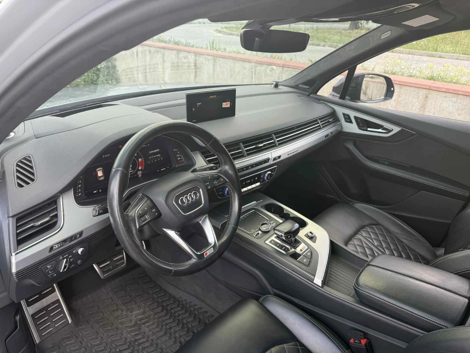 Audi SQ7  - изображение 8